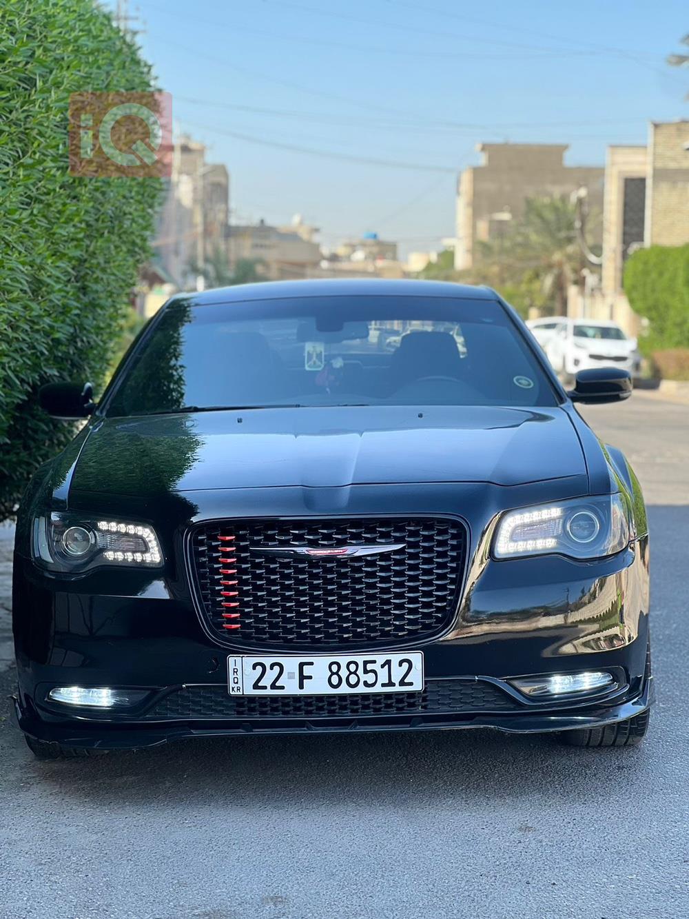 کرایسلەر 300